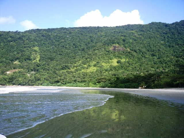 Maranduba Island (Mar Virado)